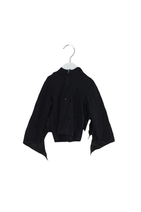 A Black Long Sleeve Tops from Siaomimi in size 3T for neutral. (Front View)