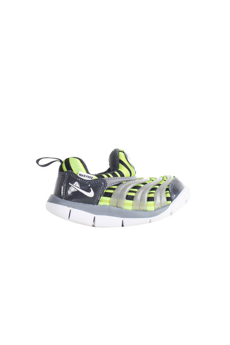 A Grey Sneakers from Nike in size 12-18M for boy. (Back View)