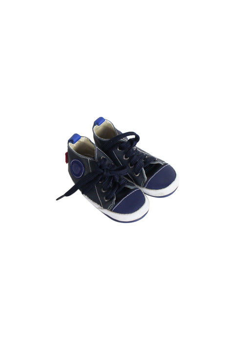 A Navy Sneakers from Shoesme in size 18-24M for boy. (Front View)