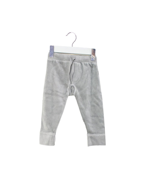 A Grey Sweatpants from Gaia in size 3-6M for girl. (Front View)
