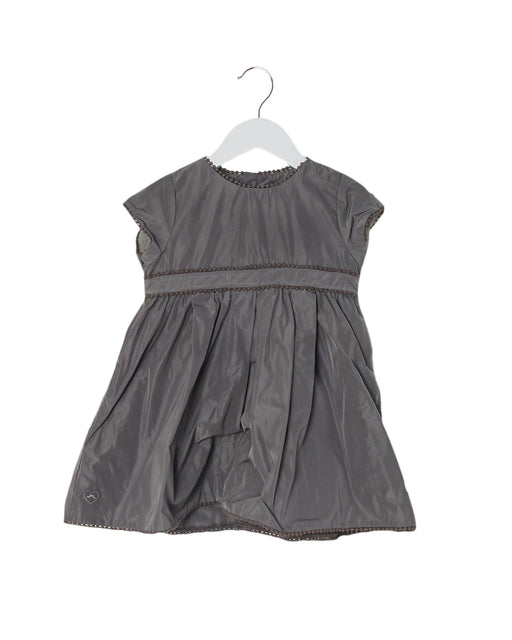 A Grey Short Sleeve Dresses from Château de Sable in size 2T for girl. (Front View)