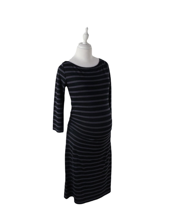 A Black Long Sleeve Dresses from Soon Maternity in size S for maternity. (Front View)