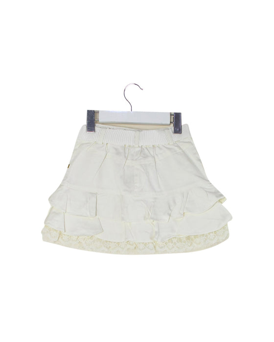A Ivory Short Skirts from Nicholas & Bears in size 4T for girl. (Back View)