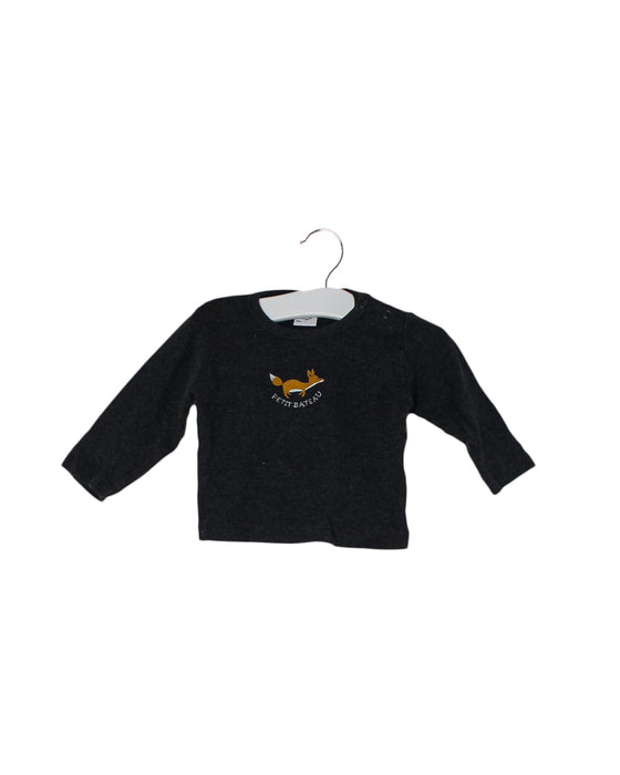 A Grey Long Sleeve Tops from Petit Bateau in size 0-3M for boy. (Front View)