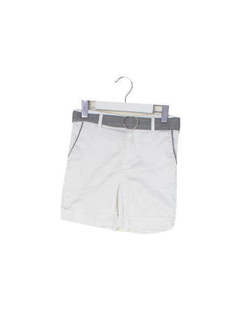 A White Shorts from Nicholas & Bears in size 3T for boy. (Front View)