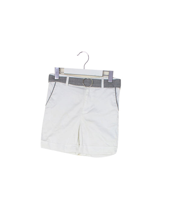 A White Shorts from Nicholas & Bears in size 3T for boy. (Front View)