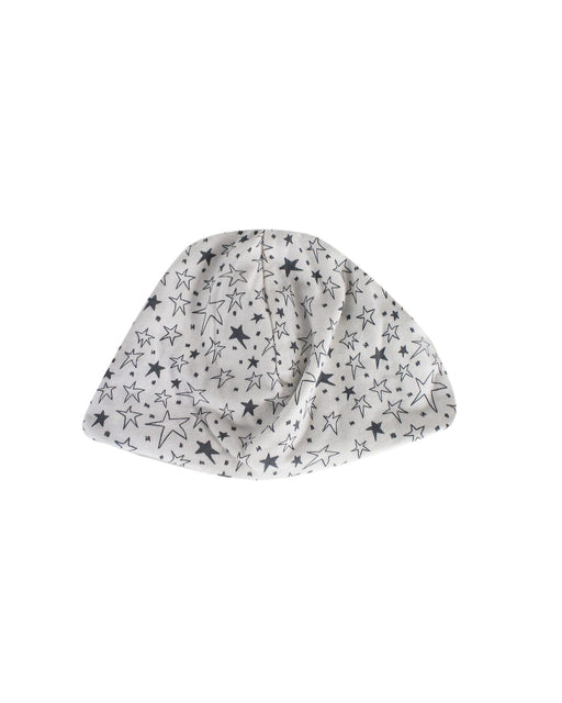 A White Beanies from The Bonnie Mob in size 6-12M for neutral. (Front View)