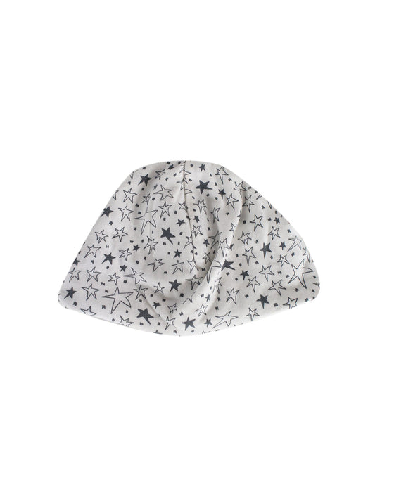 A White Beanies from The Bonnie Mob in size 6-12M for neutral. (Front View)