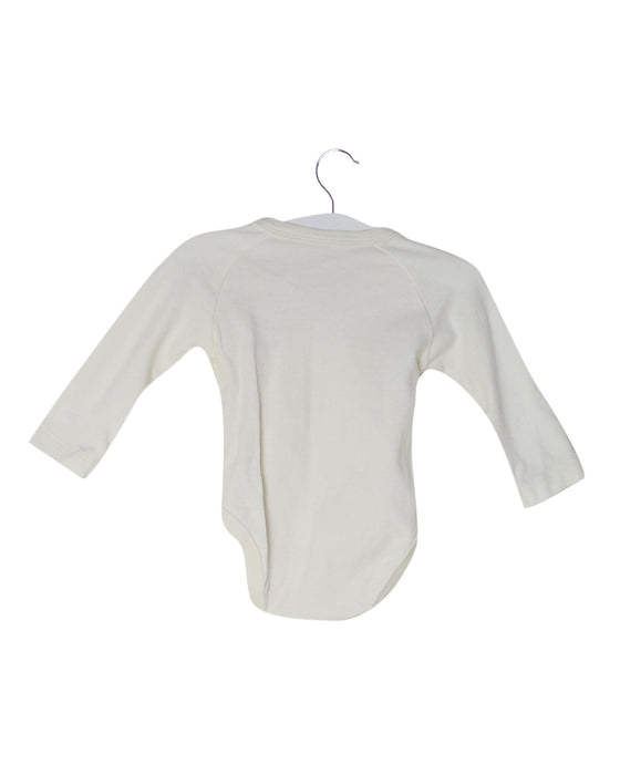 A Ivory Long Sleeve Bodysuits from Natures Purest in size 0-3M for neutral. (Back View)