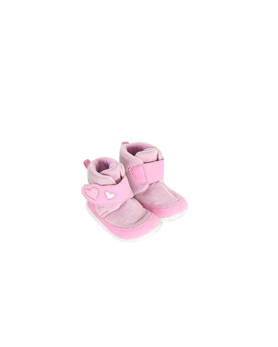 A Pink Winter Boots from Dr. Kong in size 12-18M for girl. (Front View)
