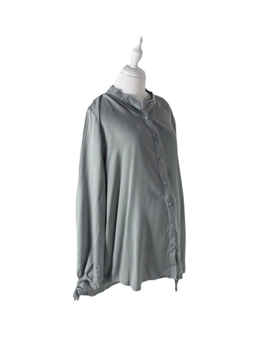 A Green Long Sleeve Tops from Legoe in size XS for maternity. (Front View)