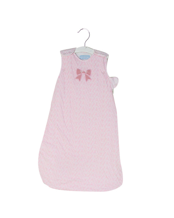 A Pink Sleepsacs from The Gro Company in size 0-3M for girl. (Front View)