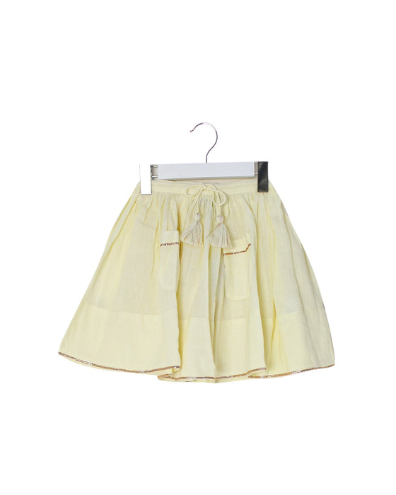 A Yellow Short Skirts from Velveteen in size 2T for girl. (Front View)