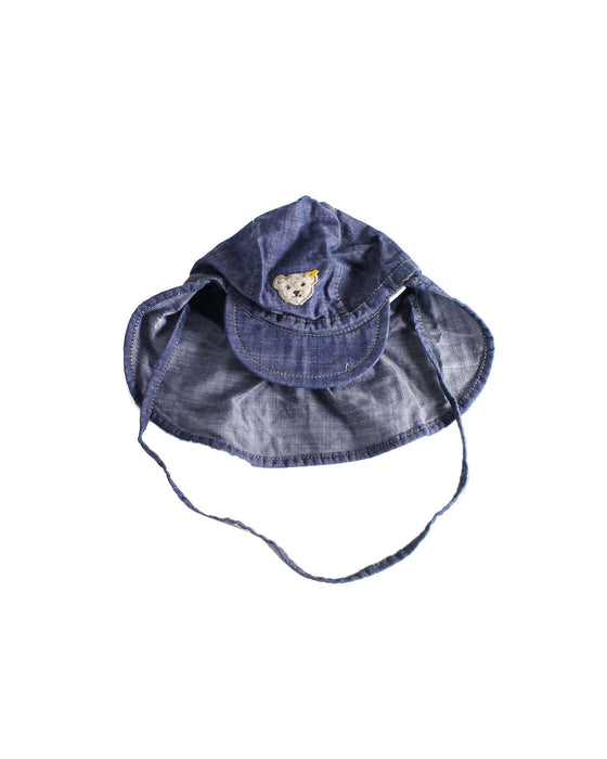 A Navy Sun Hats from Steiff in size O/S for neutral. (Front View)
