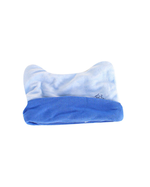 A Blue Beanies from Chickeeduck in size Newborn for boy. (Front View)