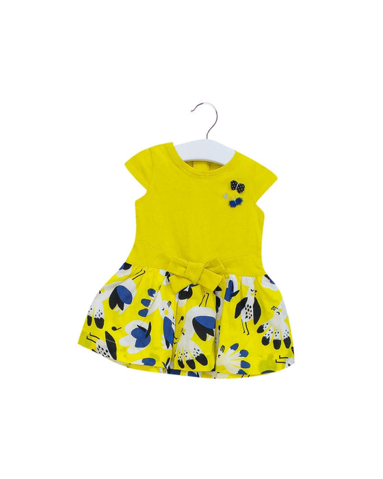 A Yellow Short Sleeve Dresses from Catimini in size 3-6M for girl. (Front View)