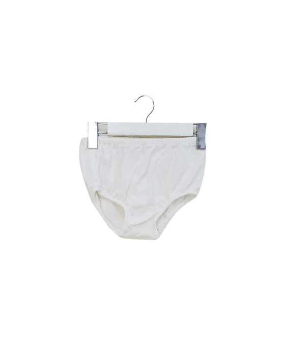 A White Bloomers from Ralph Lauren in size 3-6M for neutral. (Front View)