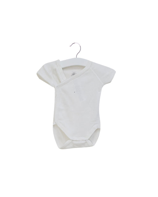 A Ivory Short Sleeve Bodysuits from Petit Bateau in size 0-3M for girl. (Front View)