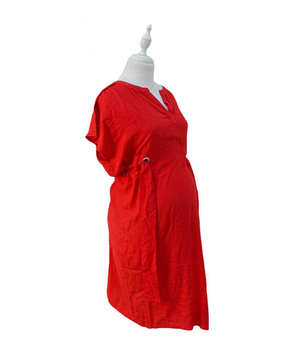 A Red Short Sleeve Tops from Seraphine in size M for maternity. (Front View)