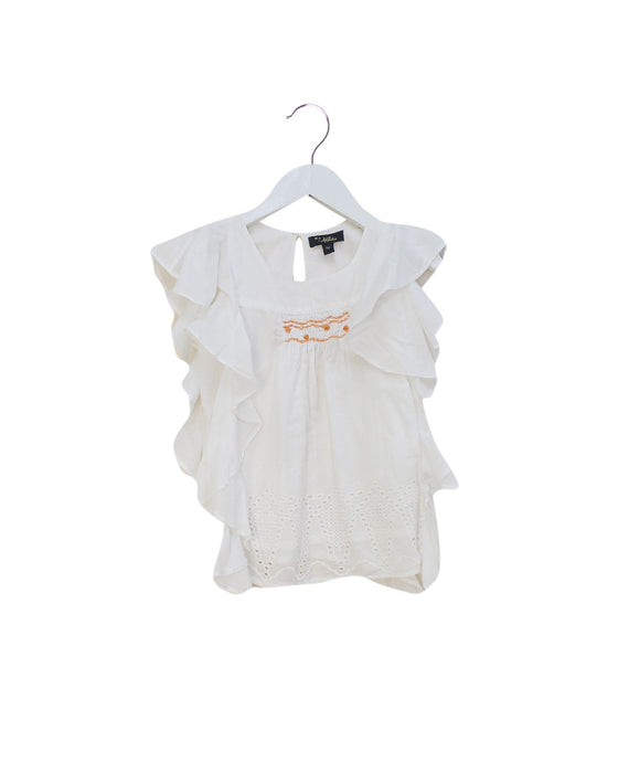 A White Short Sleeve Tops from Velveteen in size 4T for girl. (Front View)