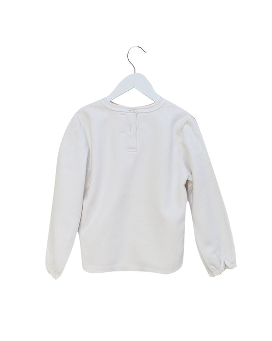 A White Crewneck Sweatshirts from Chickeeduck in size 5T for girl. (Back View)