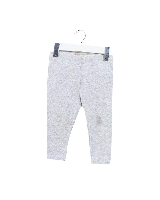 A Grey Leggings from Seed in size 6-12M for girl. (Front View)