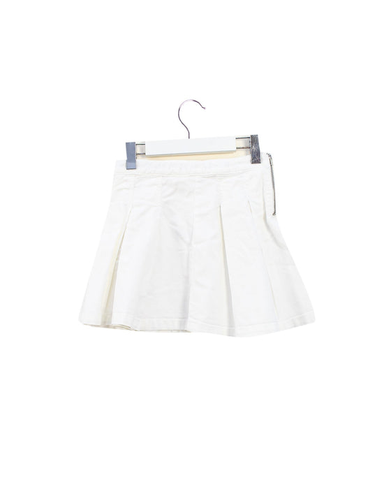 A White Short Skirts from Bonpoint in size 4T for girl. (Back View)