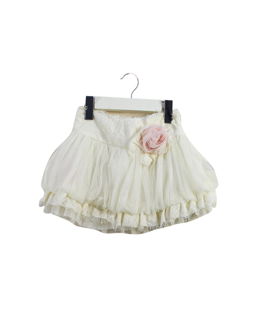 A Ivory Short Skirts from Nicholas & Bears in size 2T for girl. (Front View)