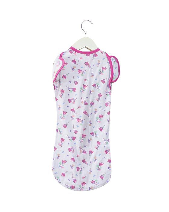 A Pink Swaddles from Summer Infant in size 3-6M for girl. (Back View)