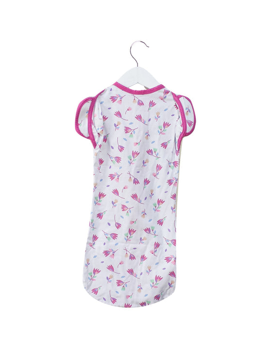 A Pink Swaddles from Summer Infant in size 3-6M for girl. (Back View)