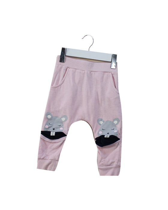 A Pink Sweatpants from Seed in size 3-6M for girl. (Front View)