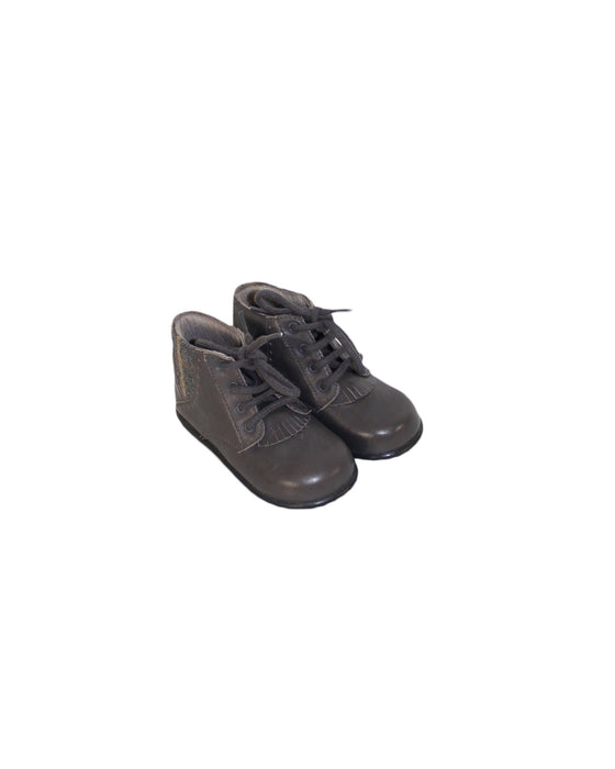 A Grey Casual Boots from Jacadi in size 18-24M for neutral. (Front View)