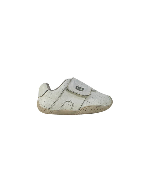 A Beige Sneakers from Bibi in size 18-24M for boy. (Back View)