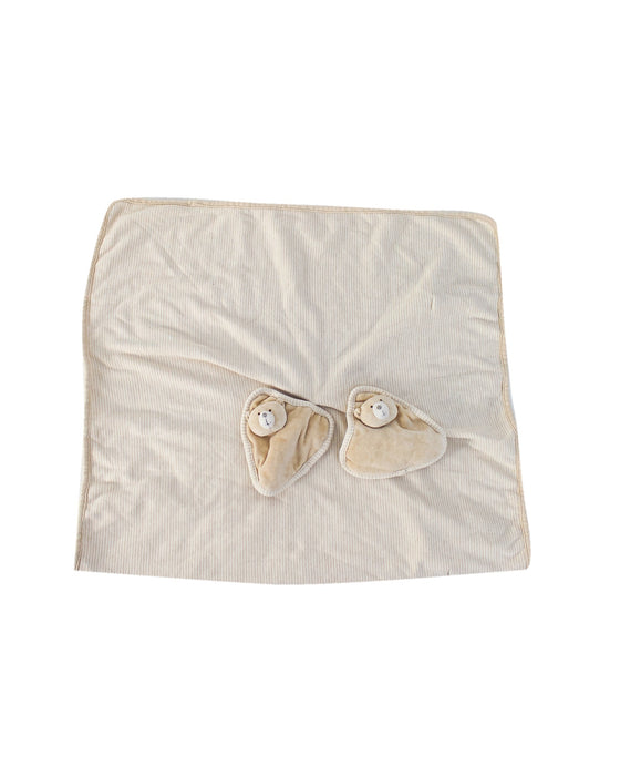 A Brown Blankets from Natures Purest in size O/S for neutral. (Front View)