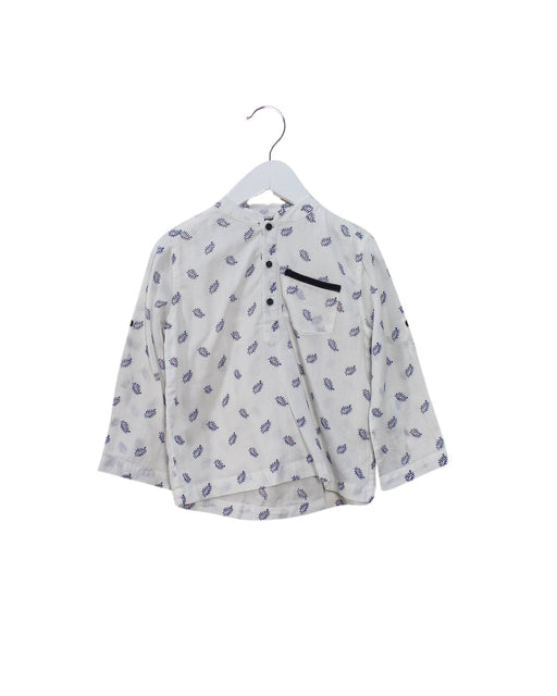 A White Long Sleeve Tops from Velveteen in size 4T for girl. (Front View)