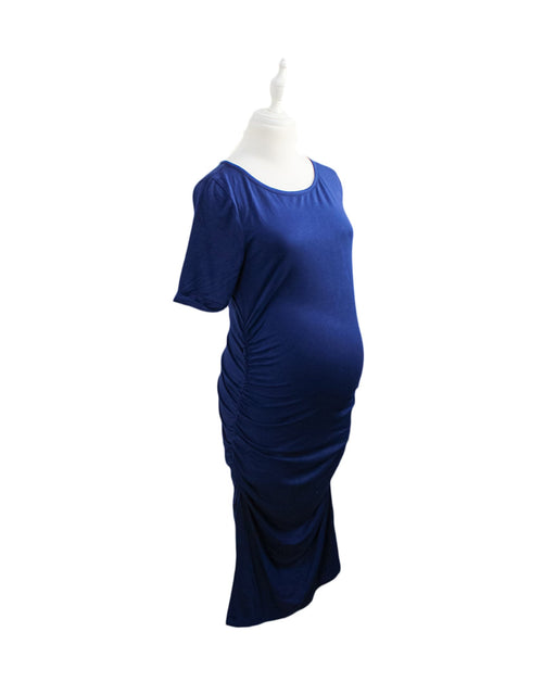 A Navy Short Sleeve Dresses from Isabella Oliver in size S for maternity. (Front View)
