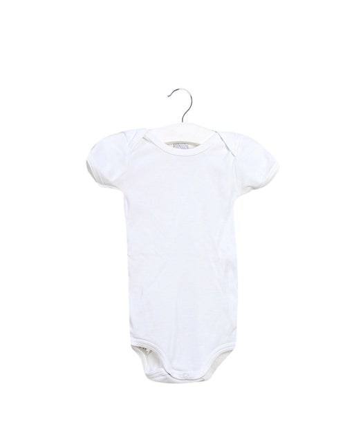 A White Short Sleeve Bodysuits from Petit Bateau in size 3-6M for neutral. (Front View)