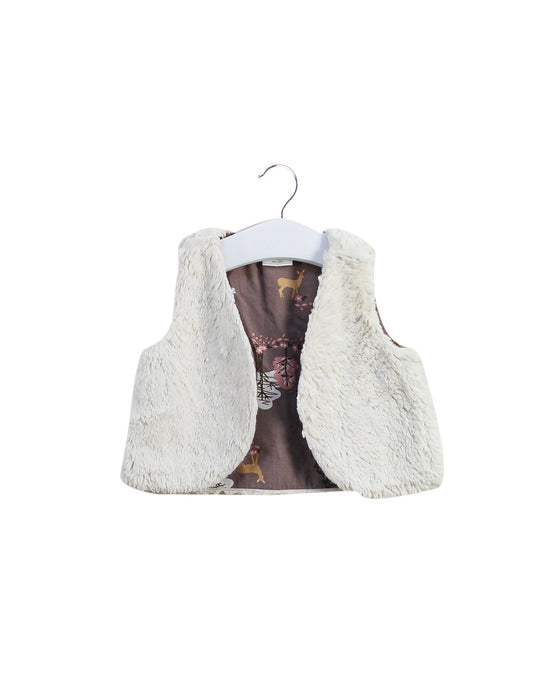 A White Sweater Vests from Hanna Andersson in size 3-6M for girl. (Front View)