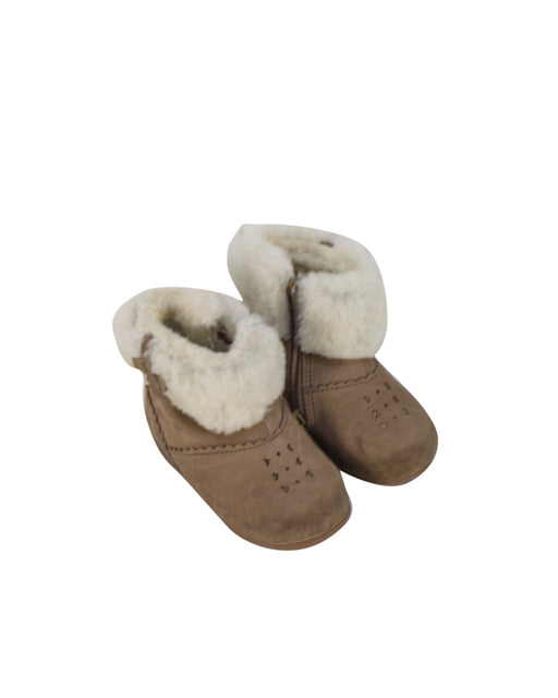 A Brown Winter Boots from Jacadi in size 12-18M for girl. (Front View)