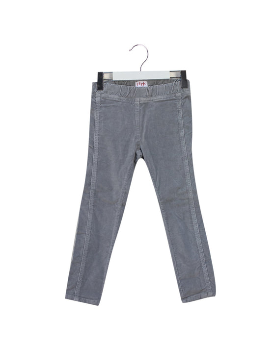 A Grey Casual Pants from Il Gufo in size 4T for girl. (Front View)