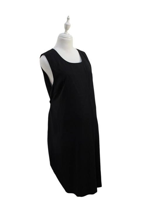 A Black Sleeveless Dresses from Gennie's in size L for girl. (Front View)