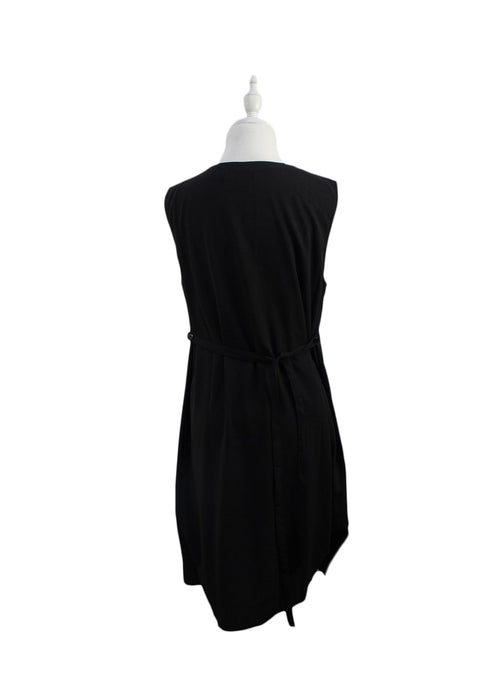 A Black Sleeveless Dresses from Gennie's in size L for girl. (Back View)