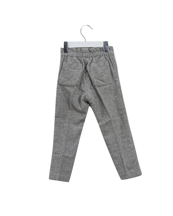 A Grey Casual Pants from Bonpoint in size 4T for girl. (Back View)