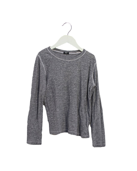 A Grey Long Sleeve Tops from Monrow in size 8Y for girl. (Front View)