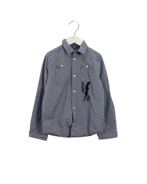 A Grey Shirts from Guess in size 8Y for boy. (Front View)