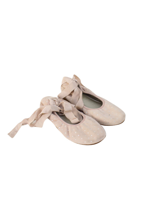 A Pink Flats from Bonpoint in size 5T for girl. (Front View)