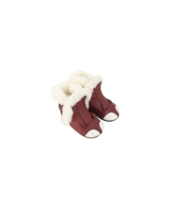 A Burgundy Winter Boots from Jack & Lily in size 12-18M for girl. (Front View)