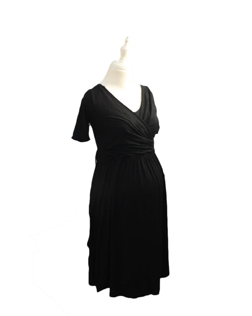 A Black Short Sleeve Dresses from Mothers en Vogue in size S for maternity. (Front View)