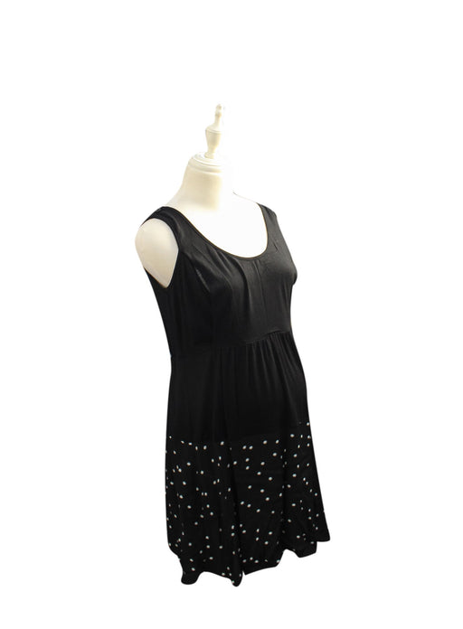 A Black Sleeveless Tops from Seraphine in size S for maternity. (Front View)