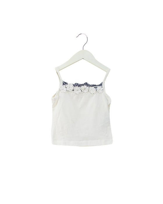 A White Sleeveless Tops from Nicholas & Bears in size 2T for girl. (Front View)